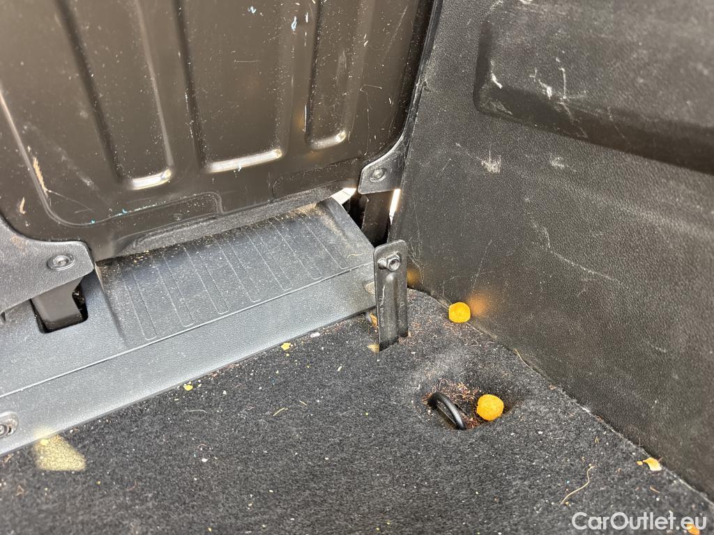  Peugeot  RIFTER PEUGEOT  / 2018 / 5P / combi Active Pack Business Std. BlueHDi 100  #40