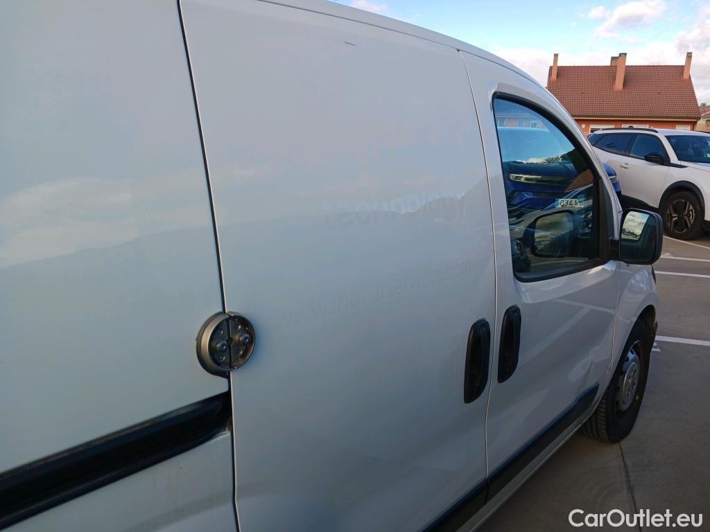 Fiat  Fiorino FIAT  / 2016 / 4P / furgón derivado de turismo Cargo SX N1 1.3 MJet 70 kW (95 CV) #24