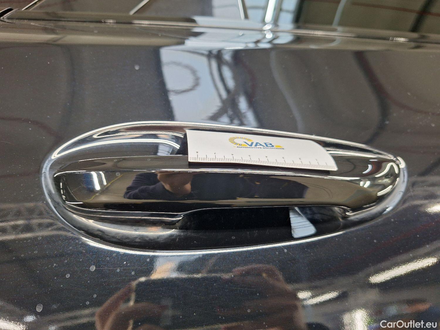 MG  4 MG, MG_ '22 BEV, MG  6 kWh Luxury 5d #14