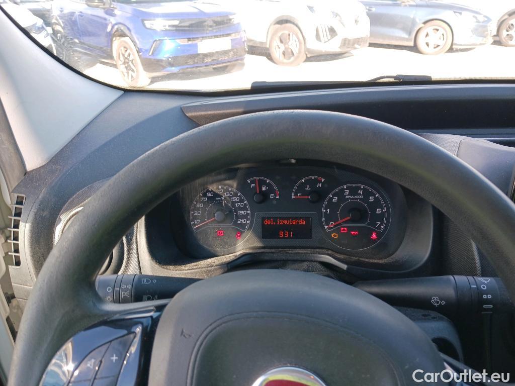 Fiat  Fiorino FIAT  / 2016 / 4P / furgón derivado de turismo Cargo SX N1 1.3 MJet 70 kW (95 CV) #27