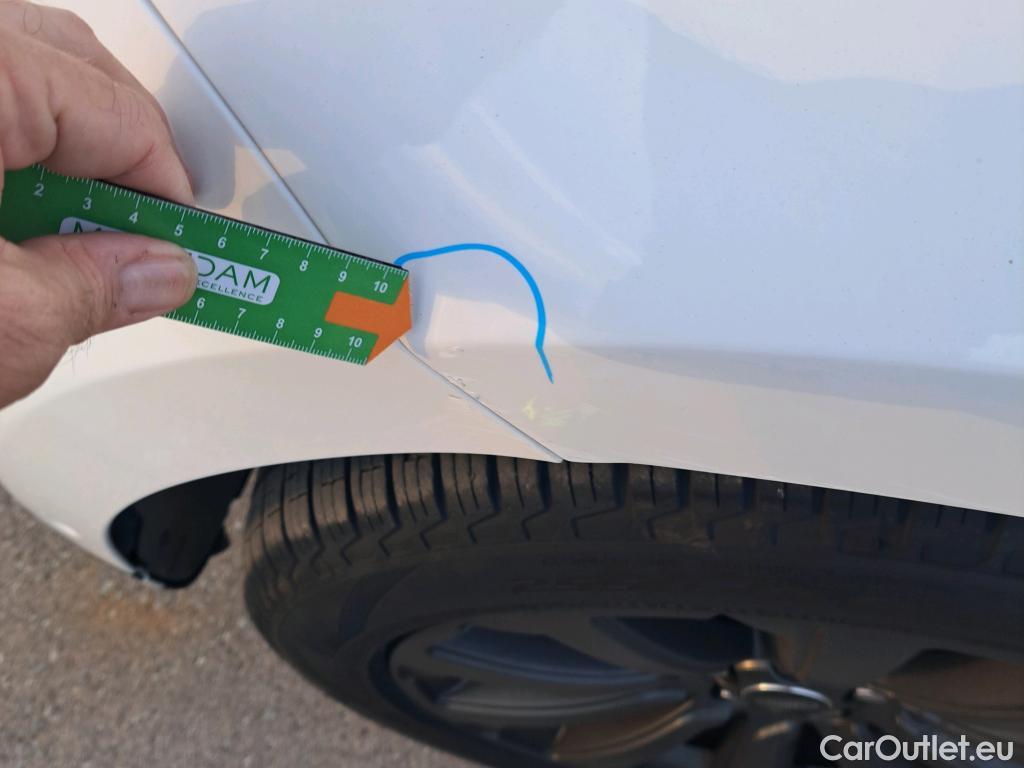  Land Rover  Range Rover LAND ROVER  Velar / 2017 / 5P / todoterreno 2.0D I4 150kW (204CV) S 4WD Auto #6