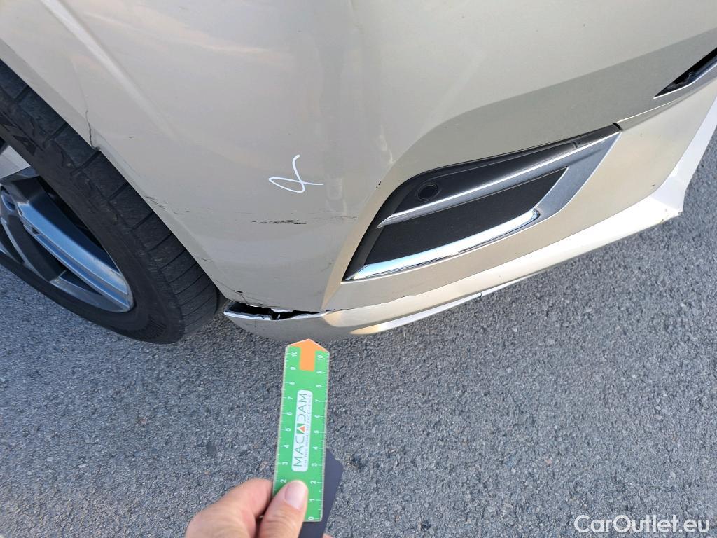 Volvo  XC60 VOLVO  / 2017 / 5P / todoterreno 2.0 B4 D AWD Inscription Auto #4