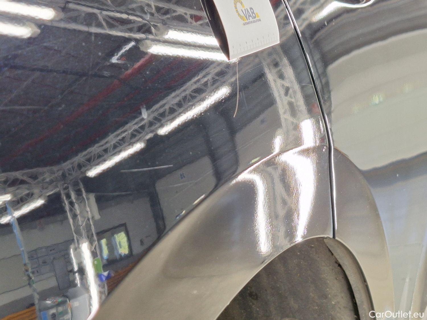 MG  4 MG, MG_ '22 BEV, MG  6 kWh Luxury 5d #9