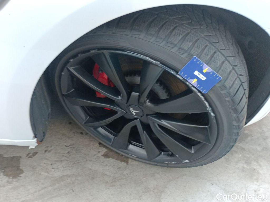 Tesla  Model 3 TESLA  65 kWh 462 Performance Dual Motor 5d #46