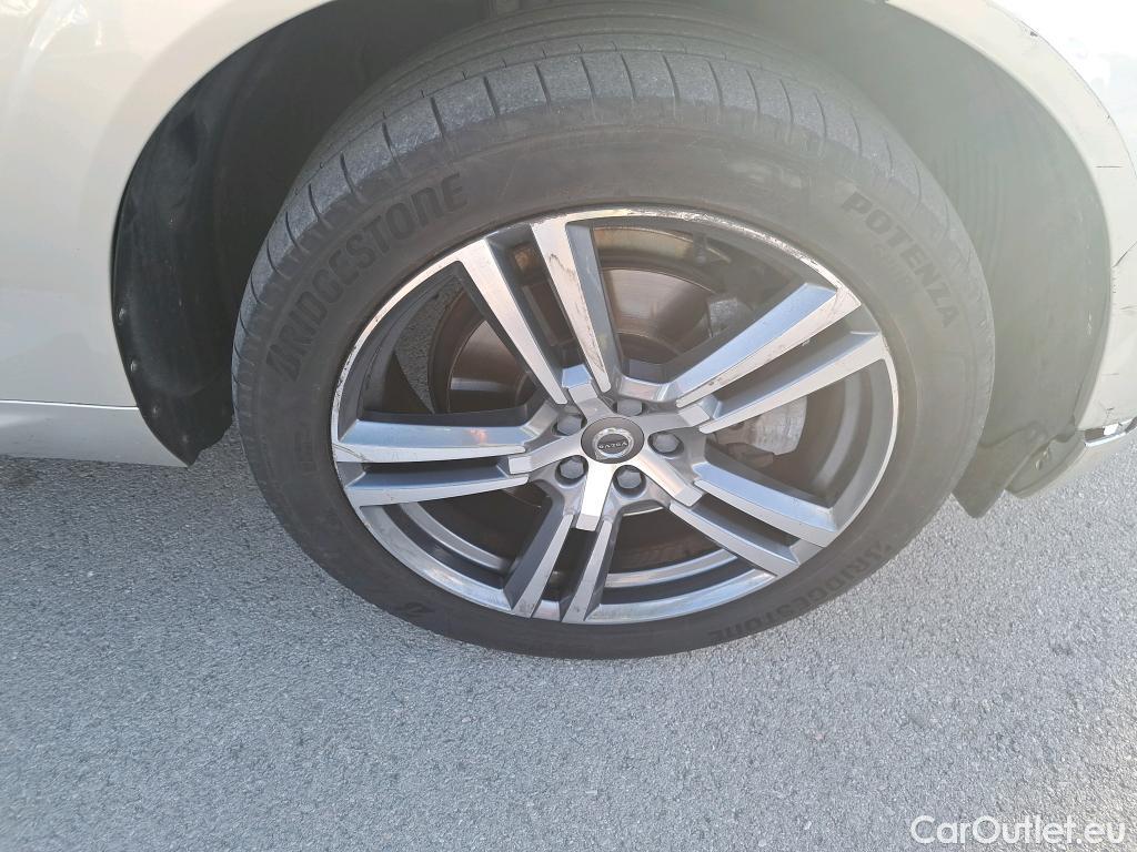 Volvo  XC60 VOLVO  / 2017 / 5P / todoterreno 2.0 B4 D AWD Inscription Auto #8