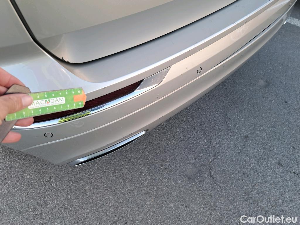 Volvo  XC60 VOLVO  / 2017 / 5P / todoterreno 2.0 B4 D AWD Inscription Auto #28