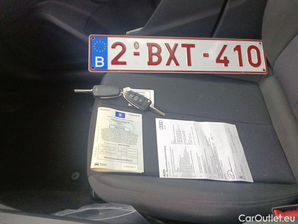 Audi  Q2 Audi  1.0 30 TFSI 81kW Attraction 5d #4