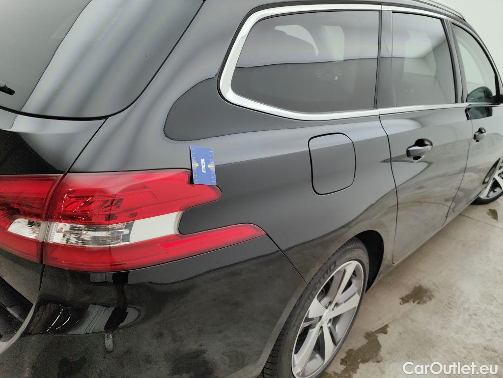 Peugeot  308 Peugeot  SW 1.2 PureTech 130 S&S Allure 5d #20
