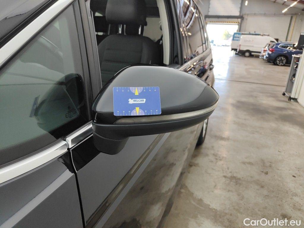 Volkswagen  Touran Volkswagen  2.0 TDi 85kW Highline 5d 7 places  #50
