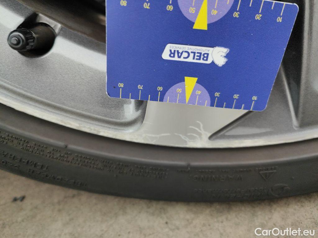 Peugeot  308 Peugeot  SW 1.2 PureTech 130 S&S Allure 5d #50