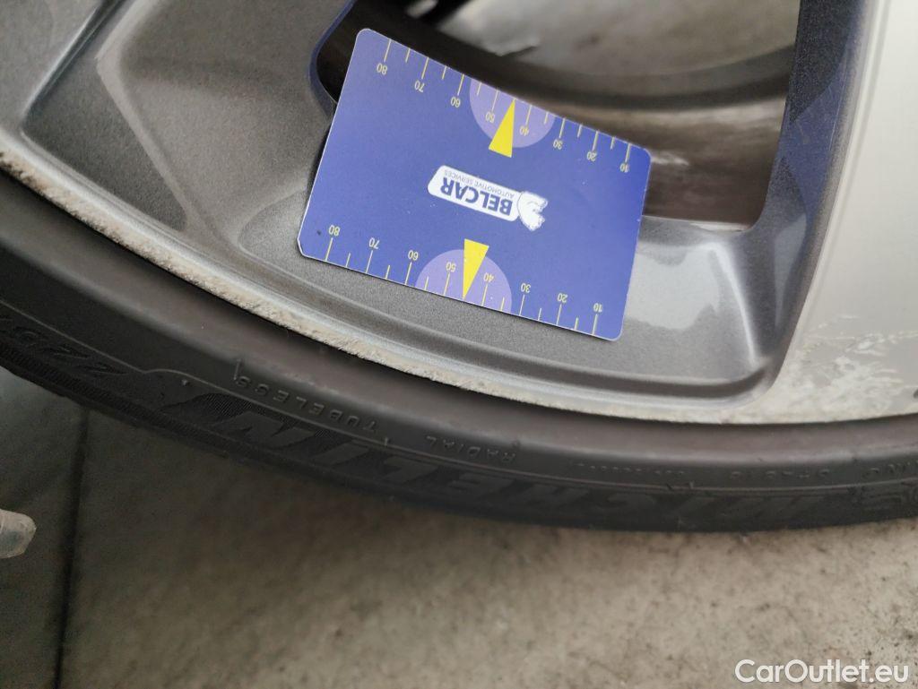 Peugeot  308 Peugeot  SW 1.2 PureTech 130 S&S Allure 5d #62