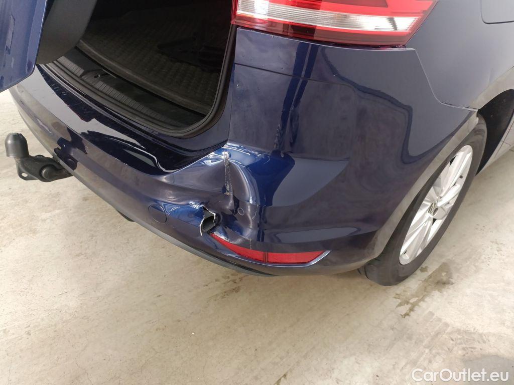 Volkswagen  Touran Volkswagen  2.0 TDi 110kW Highline DSG 5d #57