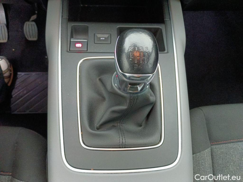 Citroen  C5 Citroën  Aircross 1.2 PureTech 130 S&S MAN6 Live 5d #36