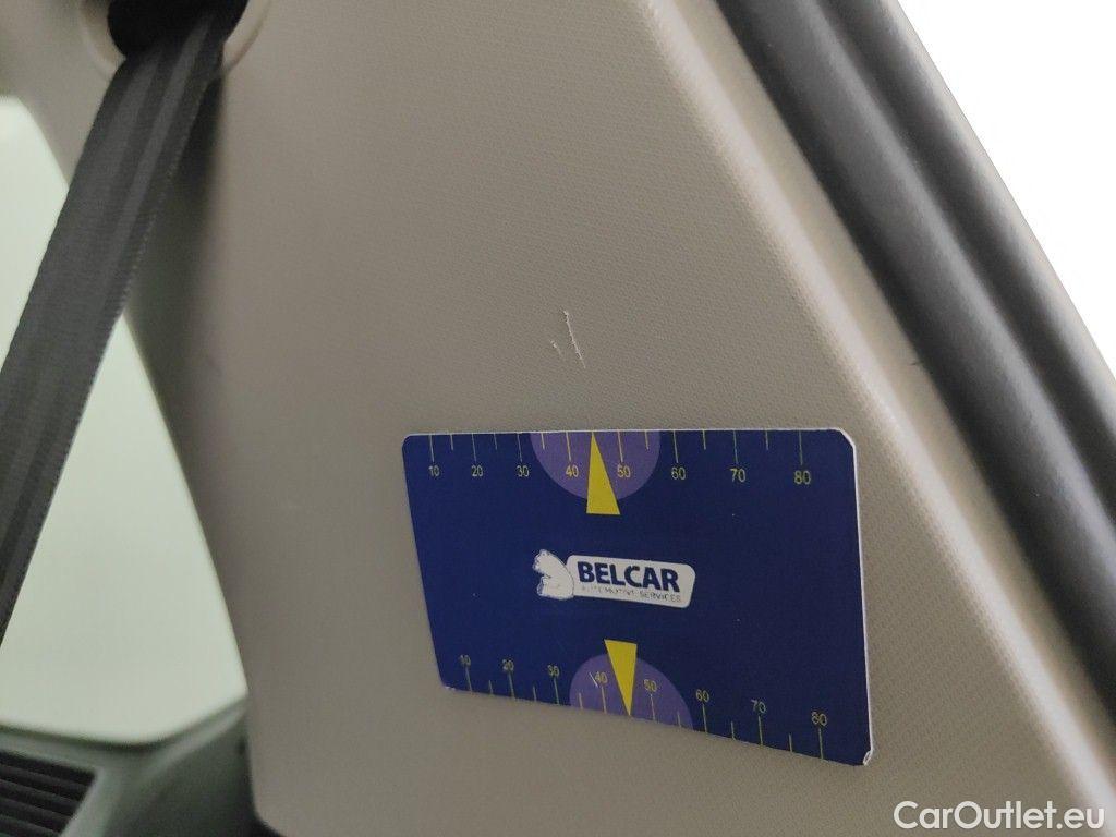 Volkswagen  Touran Volkswagen  2.0 TDi 85kW Highline 5d 7 places  #93