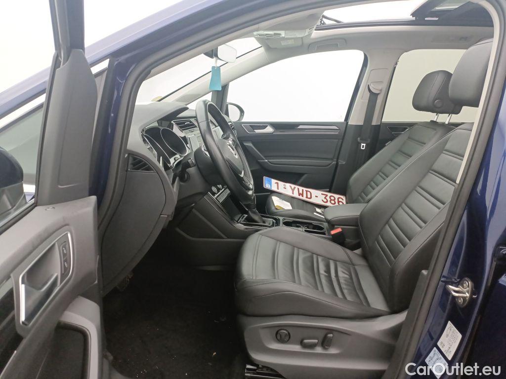 Volkswagen  Touran Volkswagen  2.0 TDi 110kW Highline DSG 5d #3