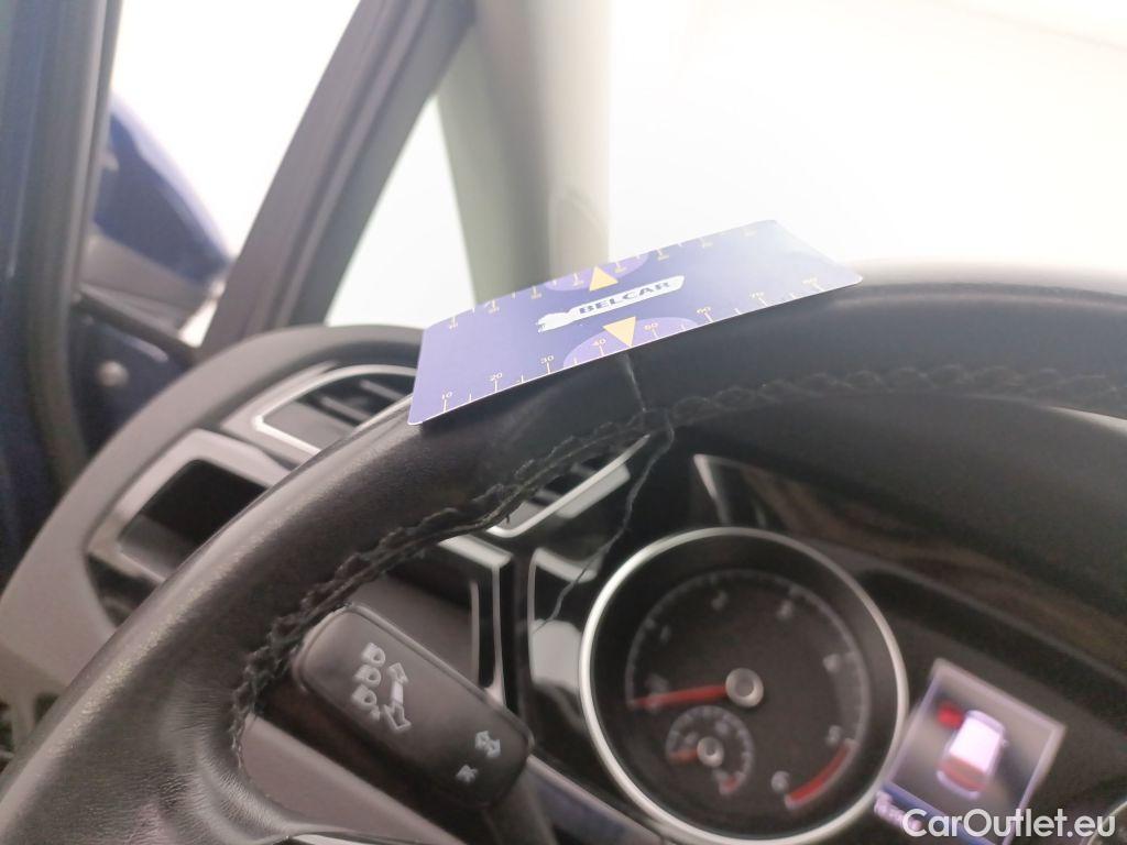 Volkswagen  Touran Volkswagen  2.0 TDi 110kW Highline DSG 5d #26