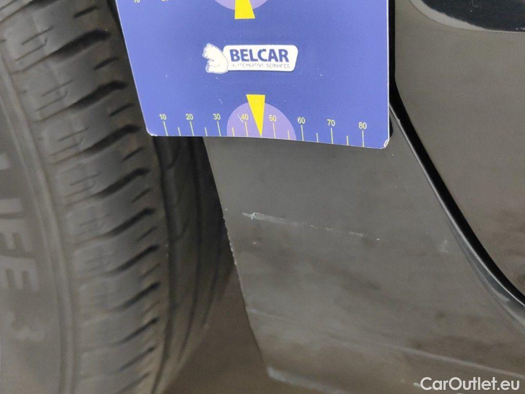 Volkswagen  Touran Volkswagen  2.0 TDi 85kW Highline 5d 7 places  #71