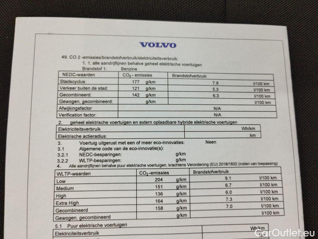 Volvo  XC 40 Volvo XC40 T3 Momentum Pro 5d #12