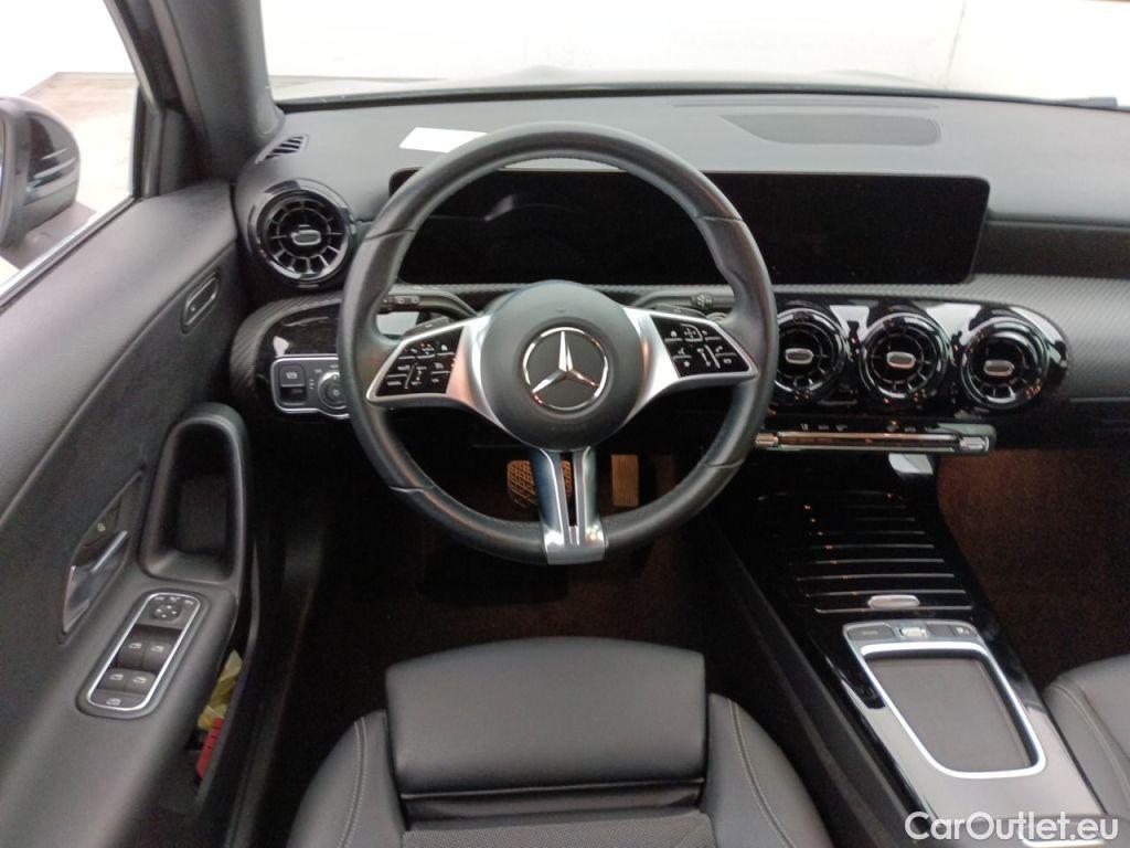 Mercedes  A-Klasse MERCEDES CLASSE A (W177) A 180 136hp Business Line 5d #9