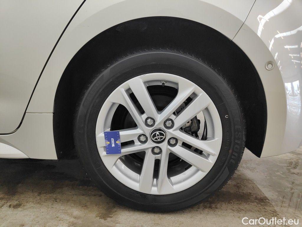 Toyota  Corolla Toyota  1.8 Hybrid Dynamic e-CVT 5d #52