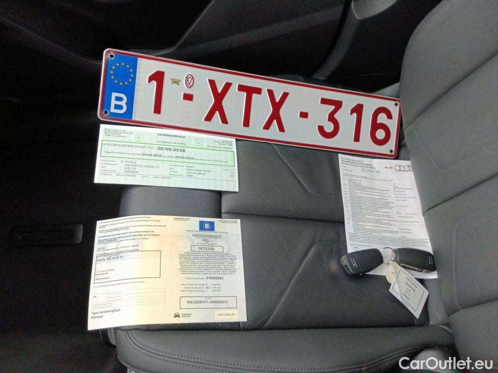 Audi  Q3 Audi  35 TDI S tronic Advanced Business Editio 5d #4