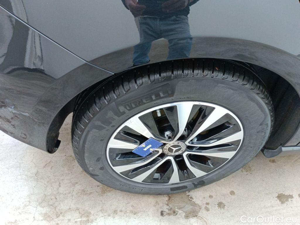 Mercedes  A-Klasse MERCEDES CLASSE A (W177) A 180 136hp Business Line 5d #32