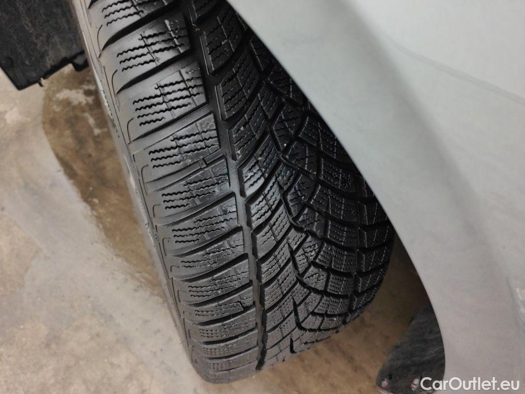 KIA  Cee'd KIA  Sportswagon GT Line 1.6 CRDi 136 DCT ISG 5d #16