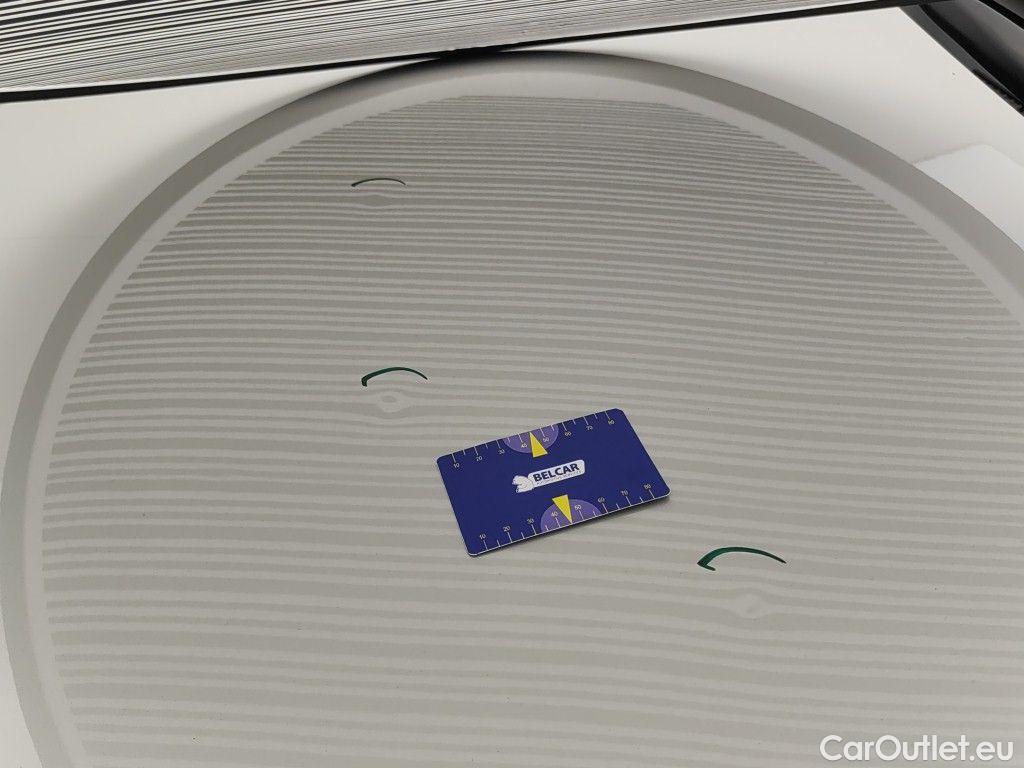 Toyota  Corolla Toyota  1.8 Hybrid Dynamic e-CVT 5d #61