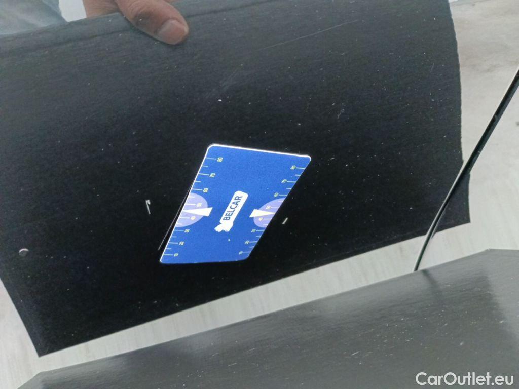 Mercedes  A-Klasse MERCEDES CLASSE A (W177) A 180 136hp Business Line 5d #19