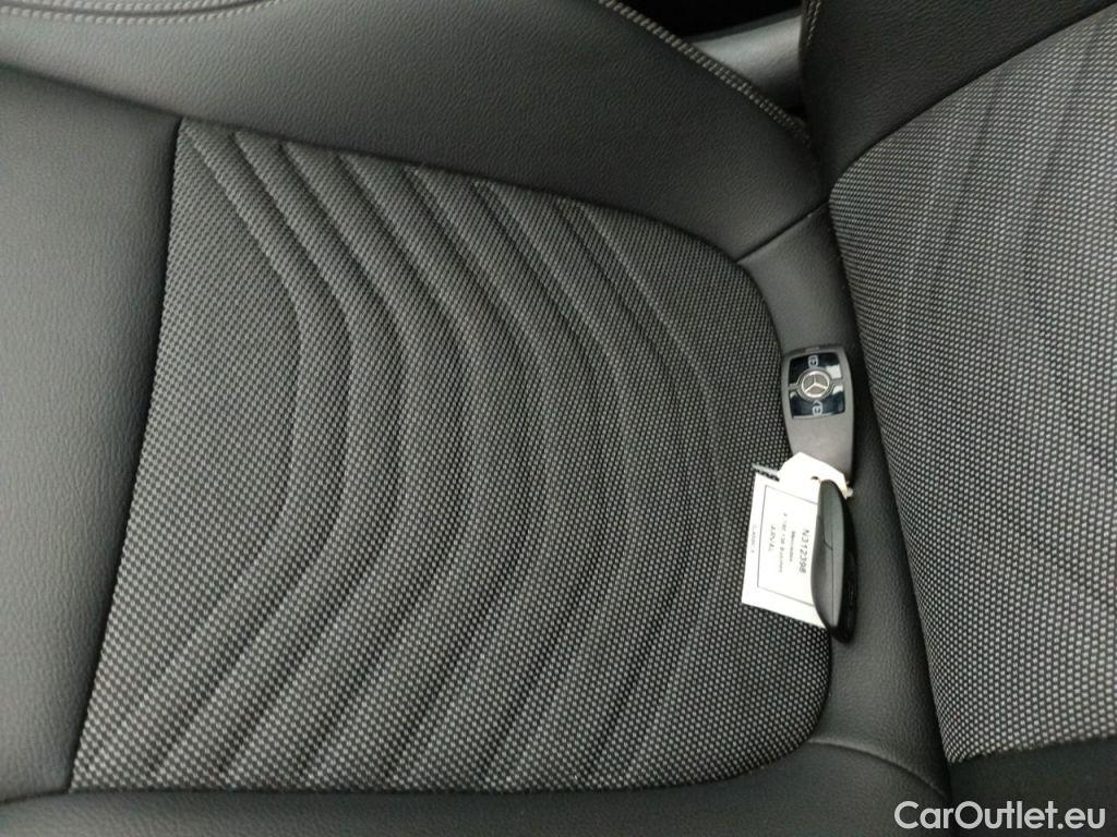 Mercedes  A-Klasse MERCEDES CLASSE A (W177) A 180 136hp Business Line 5d #4