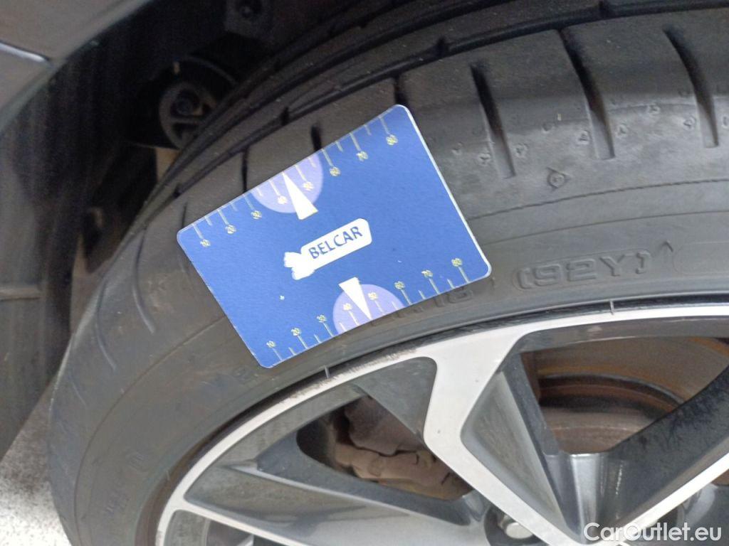 Toyota  Corolla Toyota  Touring Sports 2.0 Hybrid Premium e-CVT 5d #57