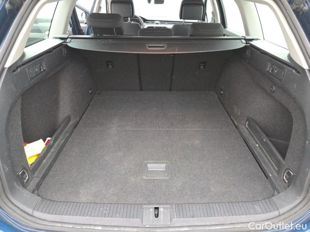 Volkswagen  Passat Volkswagen  Variant 2.0 TDI SCR 110kW Style Business 5d #15