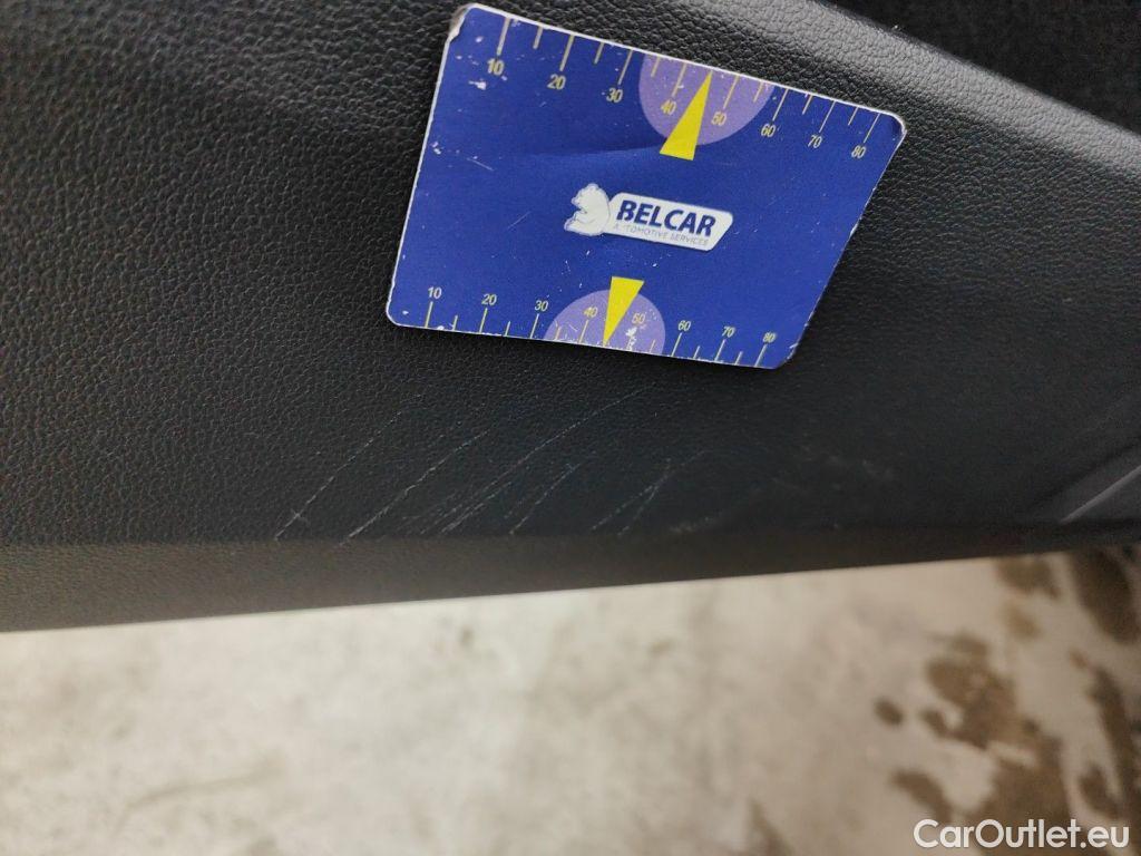 Volkswagen  Golf  Volkswagen Variant VIII 2.0 TDI 110kW DSG Life 5d #52