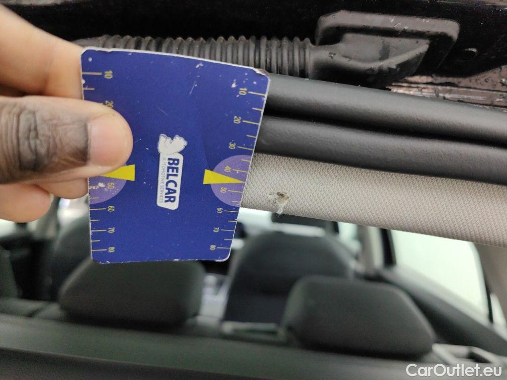 Volkswagen  Golf  Volkswagen Variant VIII 2.0 TDI 110kW DSG Life 5d #49