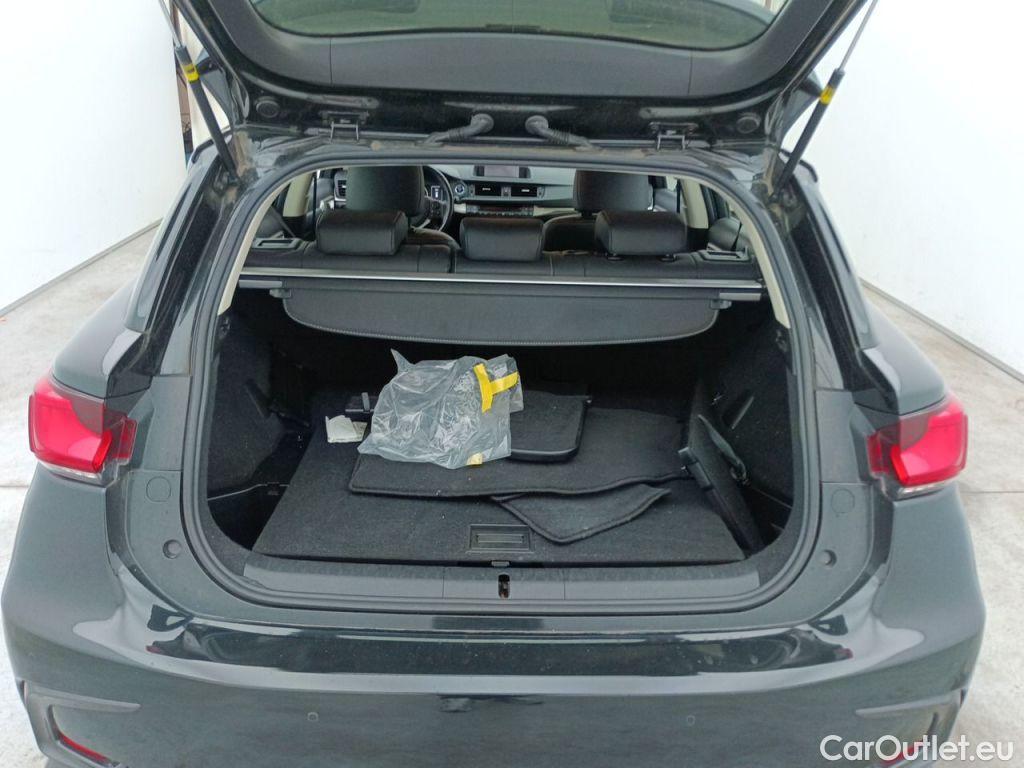 Lexus  CT Lexus  200h Executive Line 5d #14