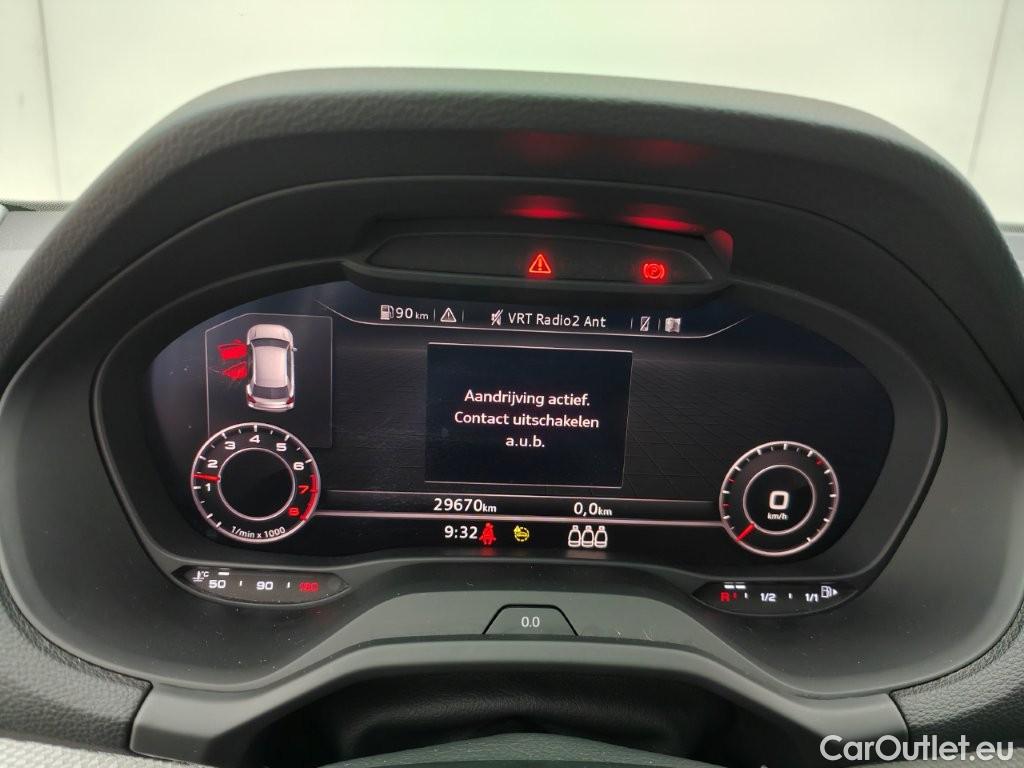 Audi  Q2 Audi  1.0 30 TFSI 81kW Attraction 5d #6