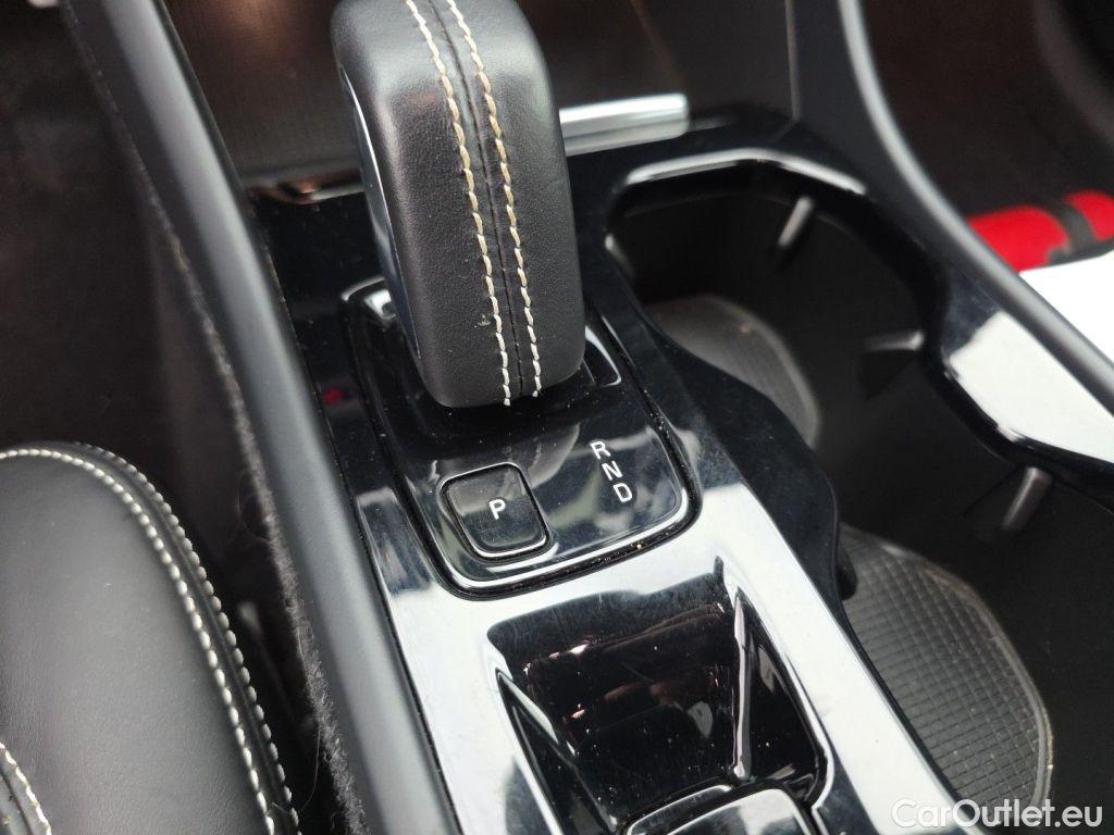 Volvo  XC 40 Volvo XC40 T3 Geartronic R-Design 5d #31