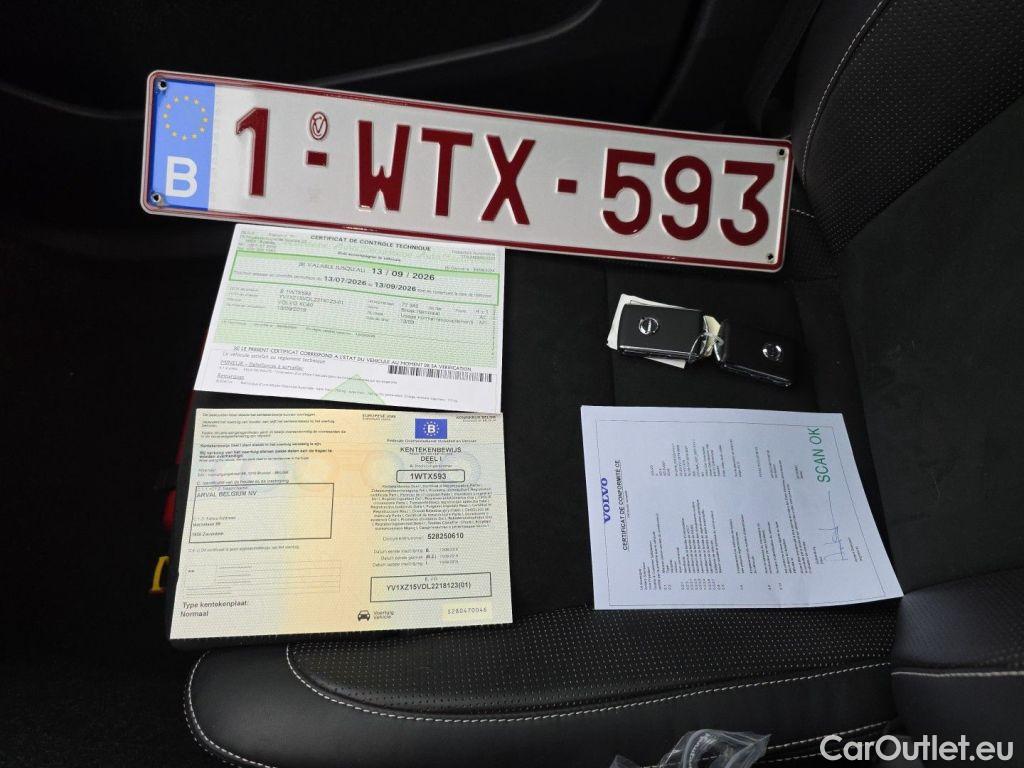 Volvo  XC 40 Volvo XC40 T3 Geartronic R-Design 5d #4