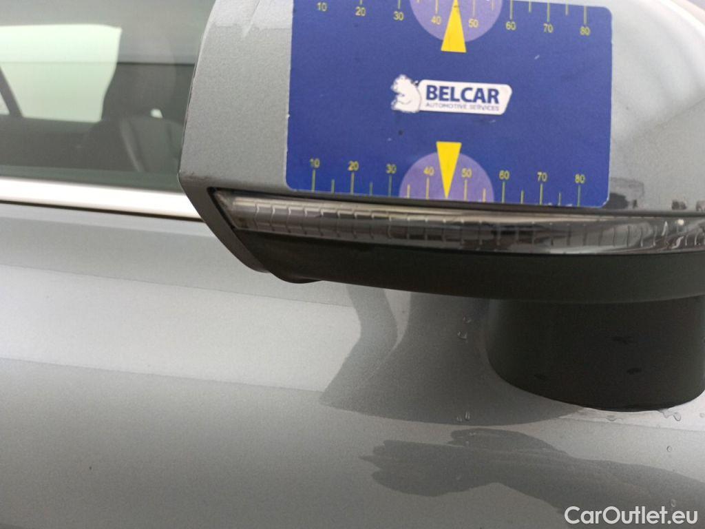 Volvo  V60 Volvo  D3 Momentum Pro 5d #51