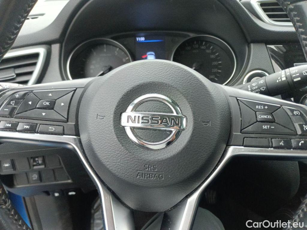 Nissan  Qashqai Nissan  MHEV 103KW N-Connecta 5d #30