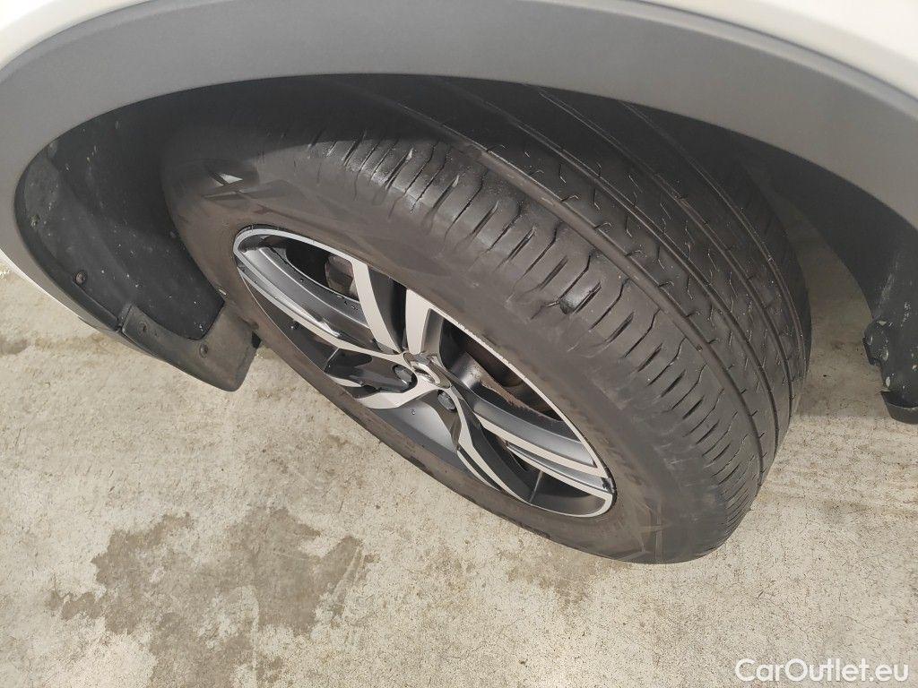 Volvo  XC 40 Volvo XC40 T3 R-Design 5d #17