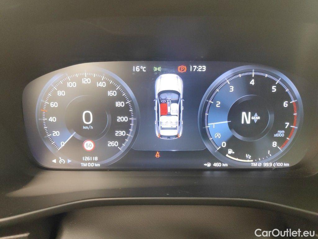 Volvo  XC 40 Volvo XC40 T3 R-Design 5d #6