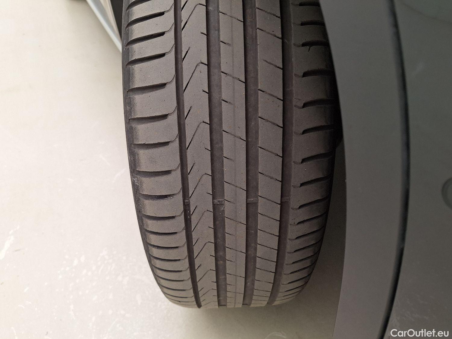 Bmw  X1 BMW,  FL'19, BMW  sDrive18iA (103 kW) 5d #13