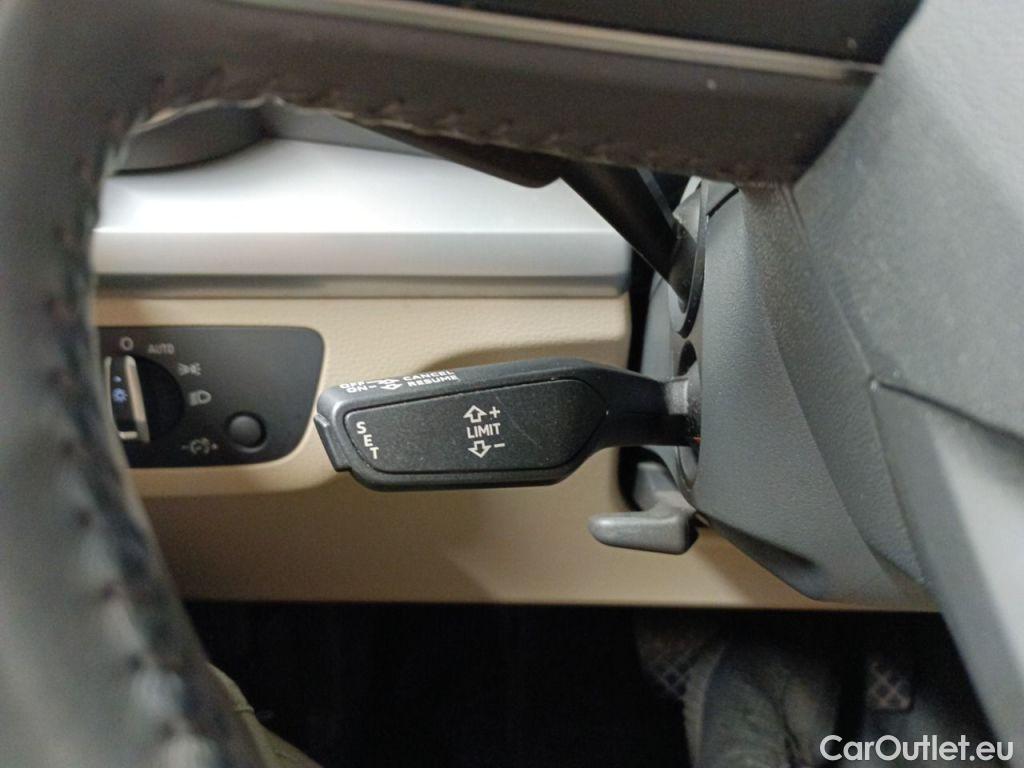 Audi  Q5 Audi  30 TDI 5d #28