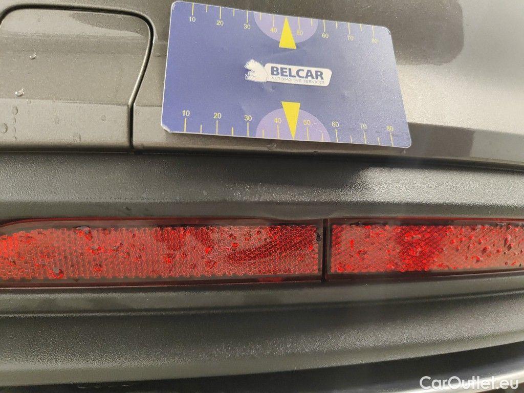 Audi  A4 Audi  Avant 2.0 35 TDi 120kW S tronic Business Ed 5d #47