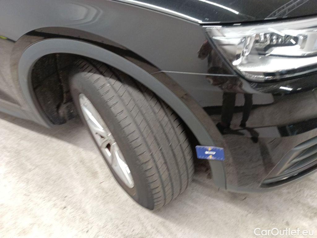 Audi  Q5 Audi  30 TDI 5d #40