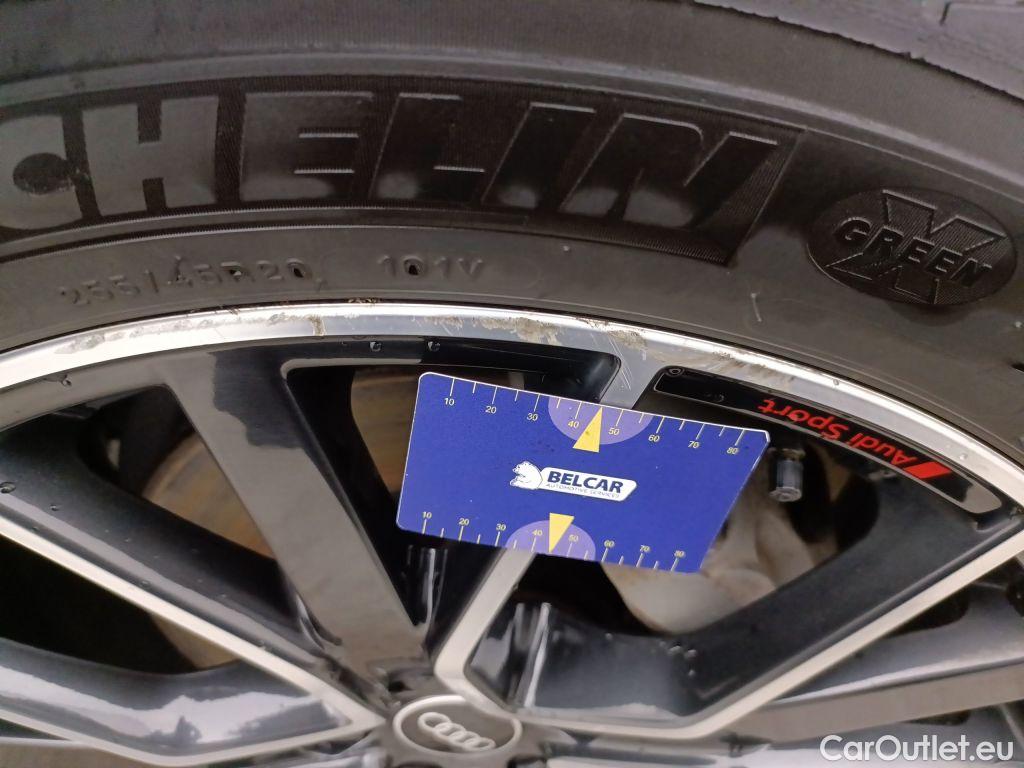 Audi  Q5 AUDI  - 2021 55 TFSIe 265 Quattro PHEV S line S tronic 5d #44