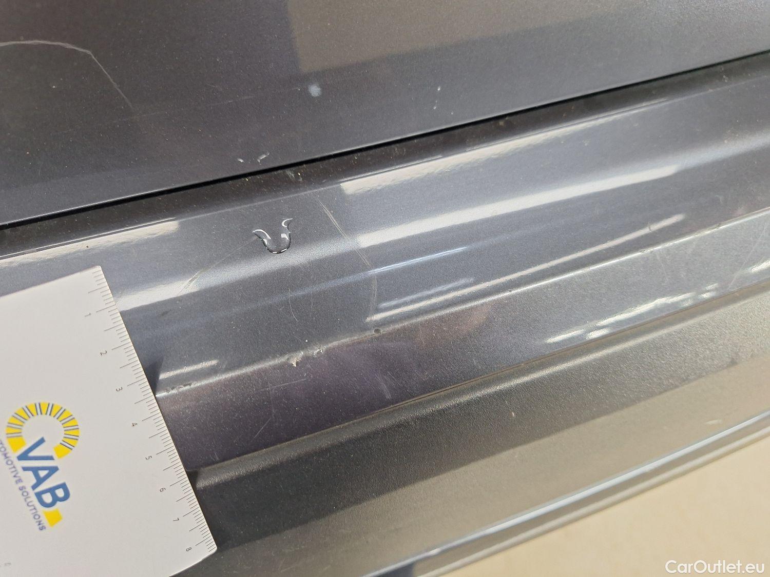 Bmw  X1 BMW,  FL'19, BMW  sDrive16dA (85 kW) 5d #16