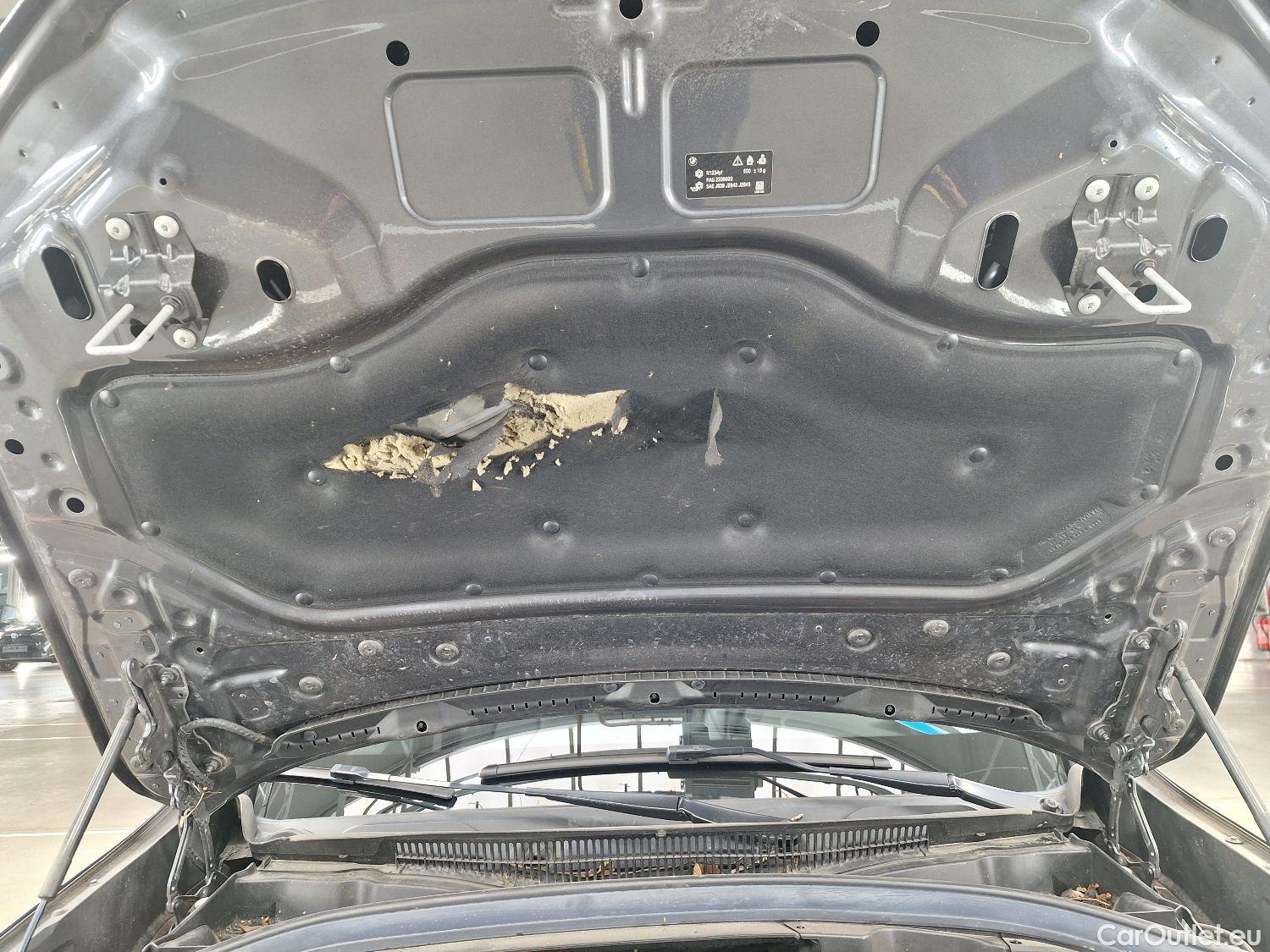 Bmw  X1 BMW,  FL'19, BMW  sDrive16dA (85 kW) 5d #24