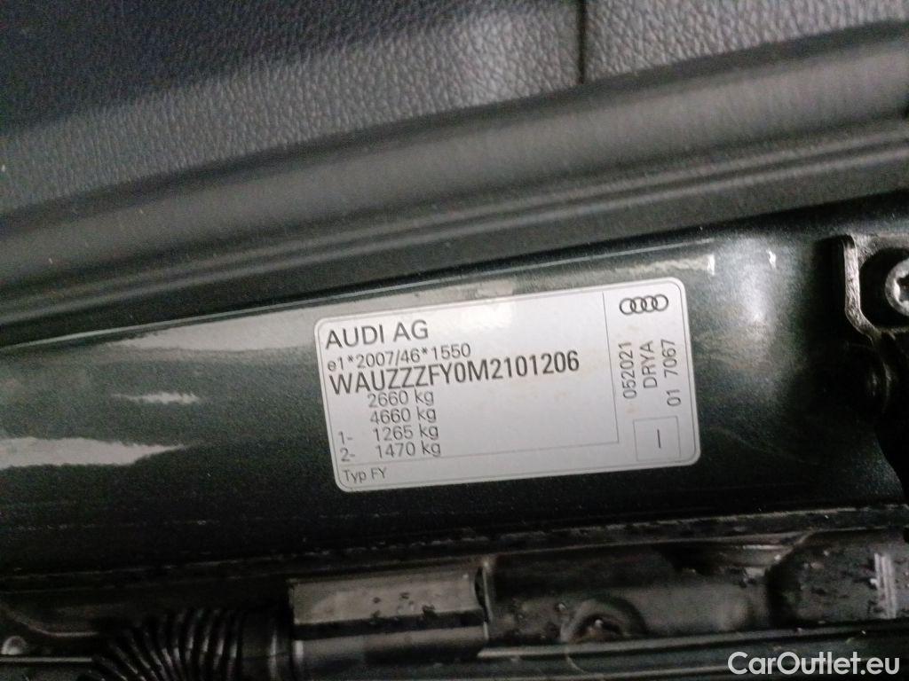 Audi  Q5 AUDI  - 2021 55 TFSIe 265 Quattro PHEV S line S tronic 5d #18